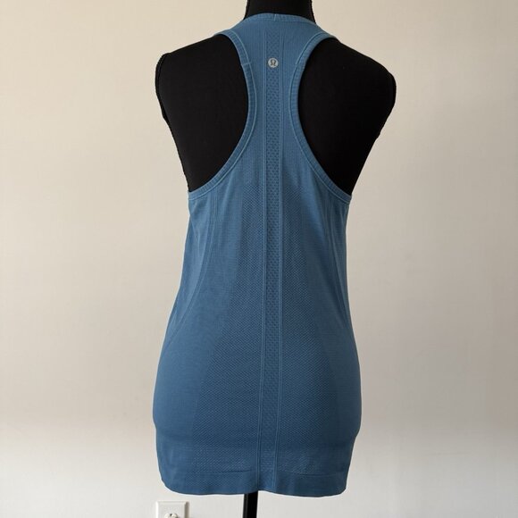 Lululemon Tank Top Swiftly Tech Racerback Women’s Size 6 Blue Sporty Gym Workout - Picture 2 of 9